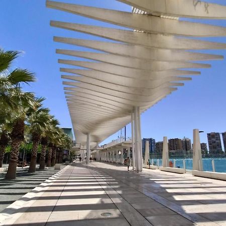 Apartamentos Seneca Junto Al Centro Malaga Luaran gambar