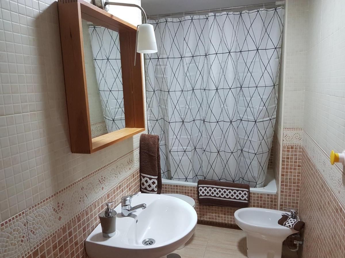 Apartamentos Seneca Junto Al Centro Malaga Luaran gambar