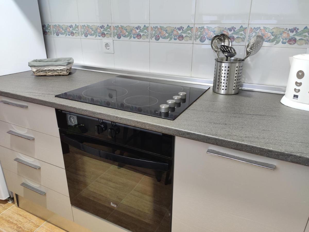 Apartamentos Seneca Junto Al Centro Malaga Luaran gambar