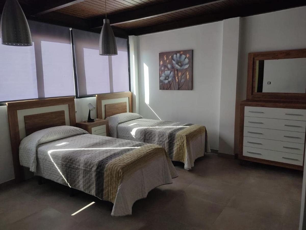 Apartamentos Seneca Junto Al Centro Malaga Luaran gambar
