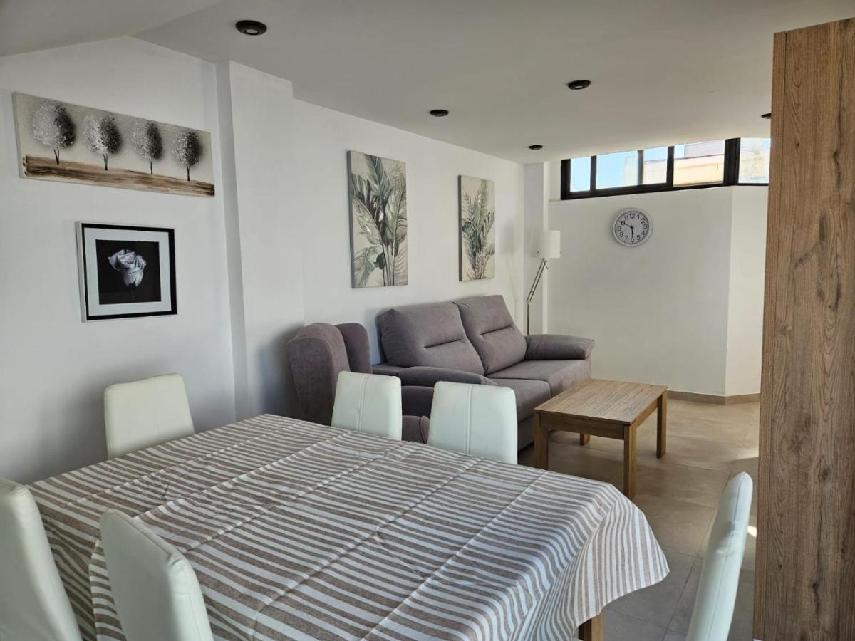 Apartamentos Seneca Junto Al Centro Malaga Luaran gambar