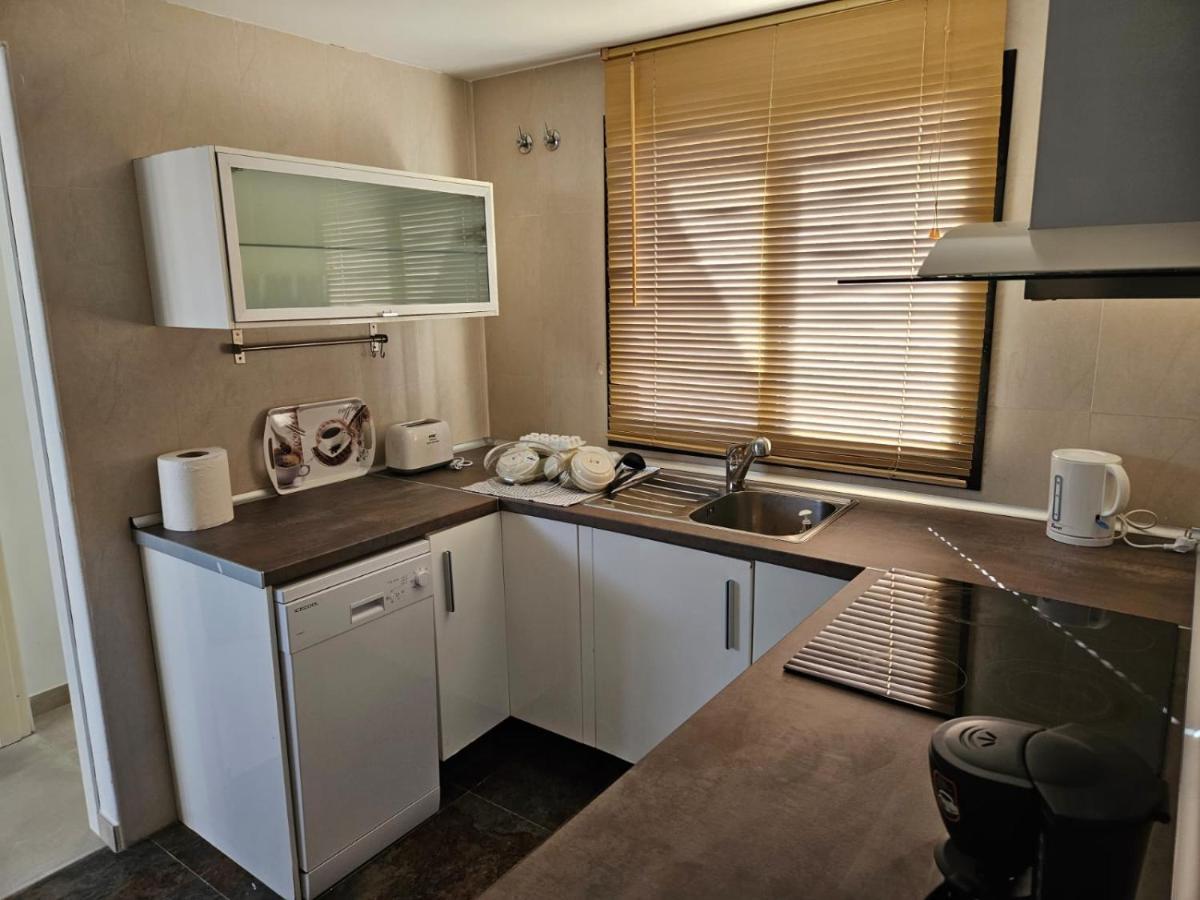 Apartamentos Seneca Junto Al Centro Malaga Luaran gambar