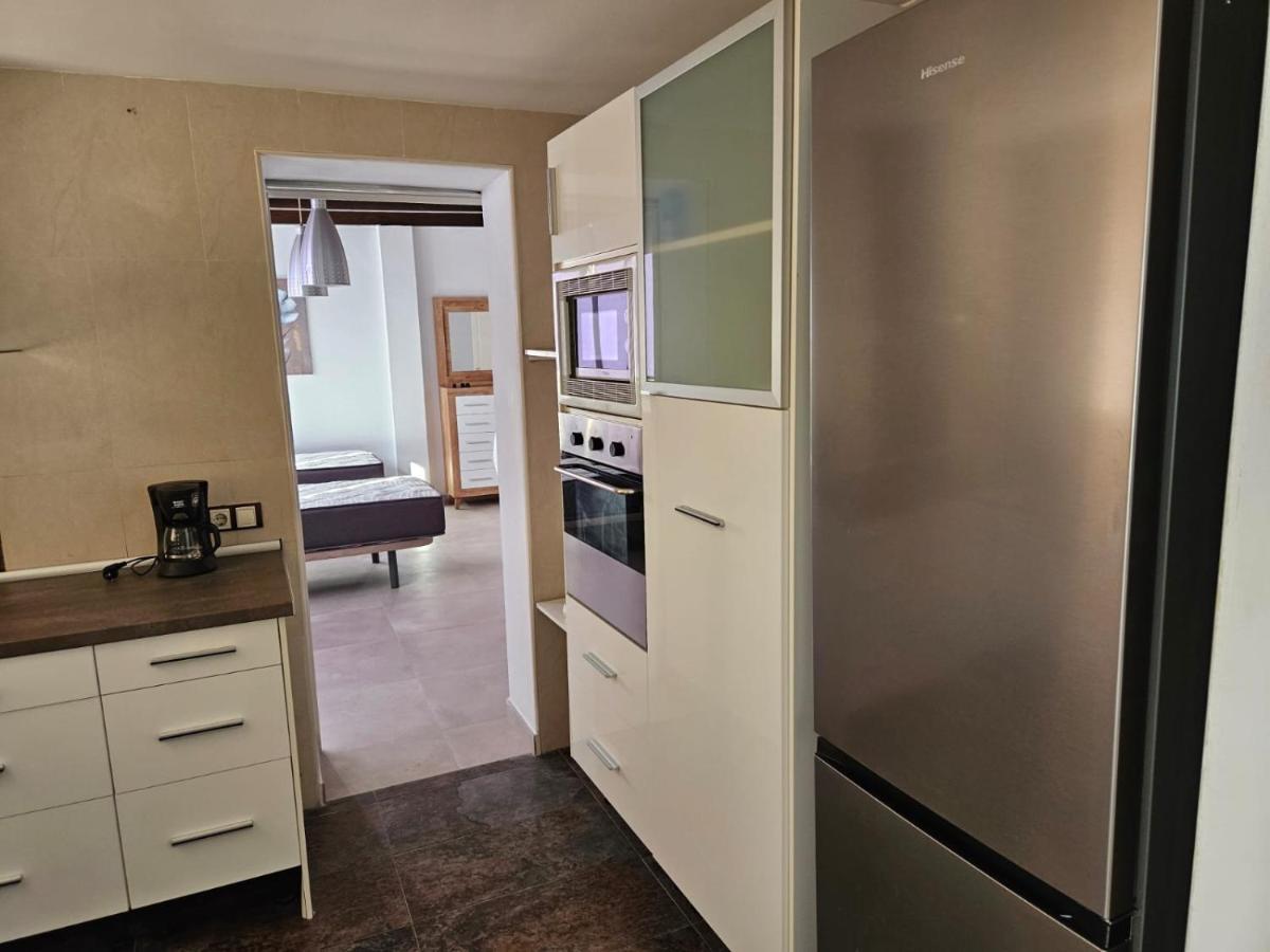 Apartamentos Seneca Junto Al Centro Malaga Luaran gambar