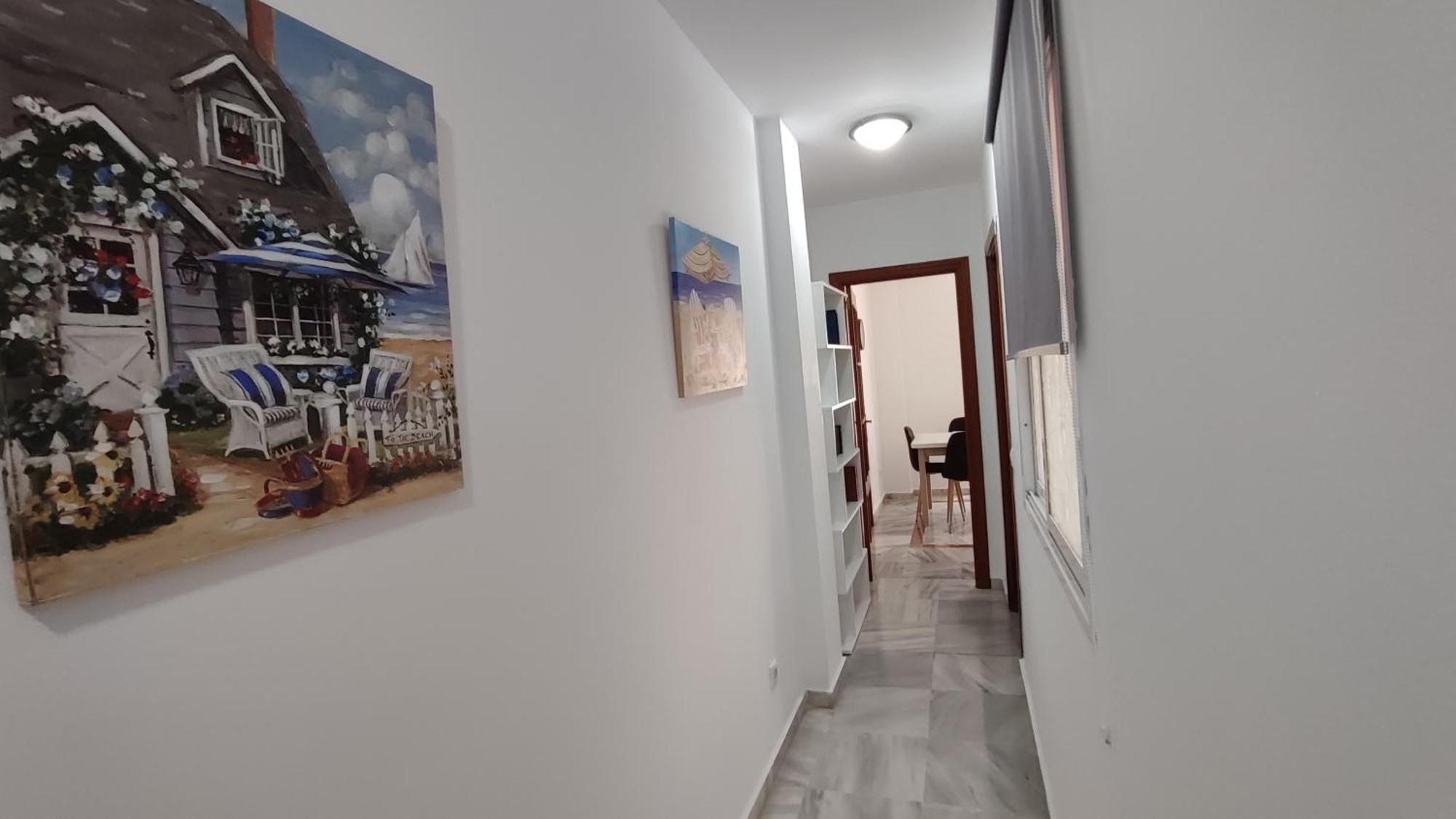 Apartamentos Seneca Junto Al Centro Malaga Luaran gambar