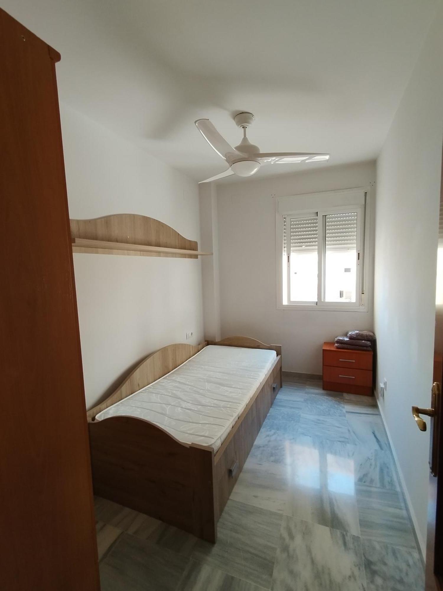 Apartamentos Seneca Junto Al Centro Malaga Luaran gambar